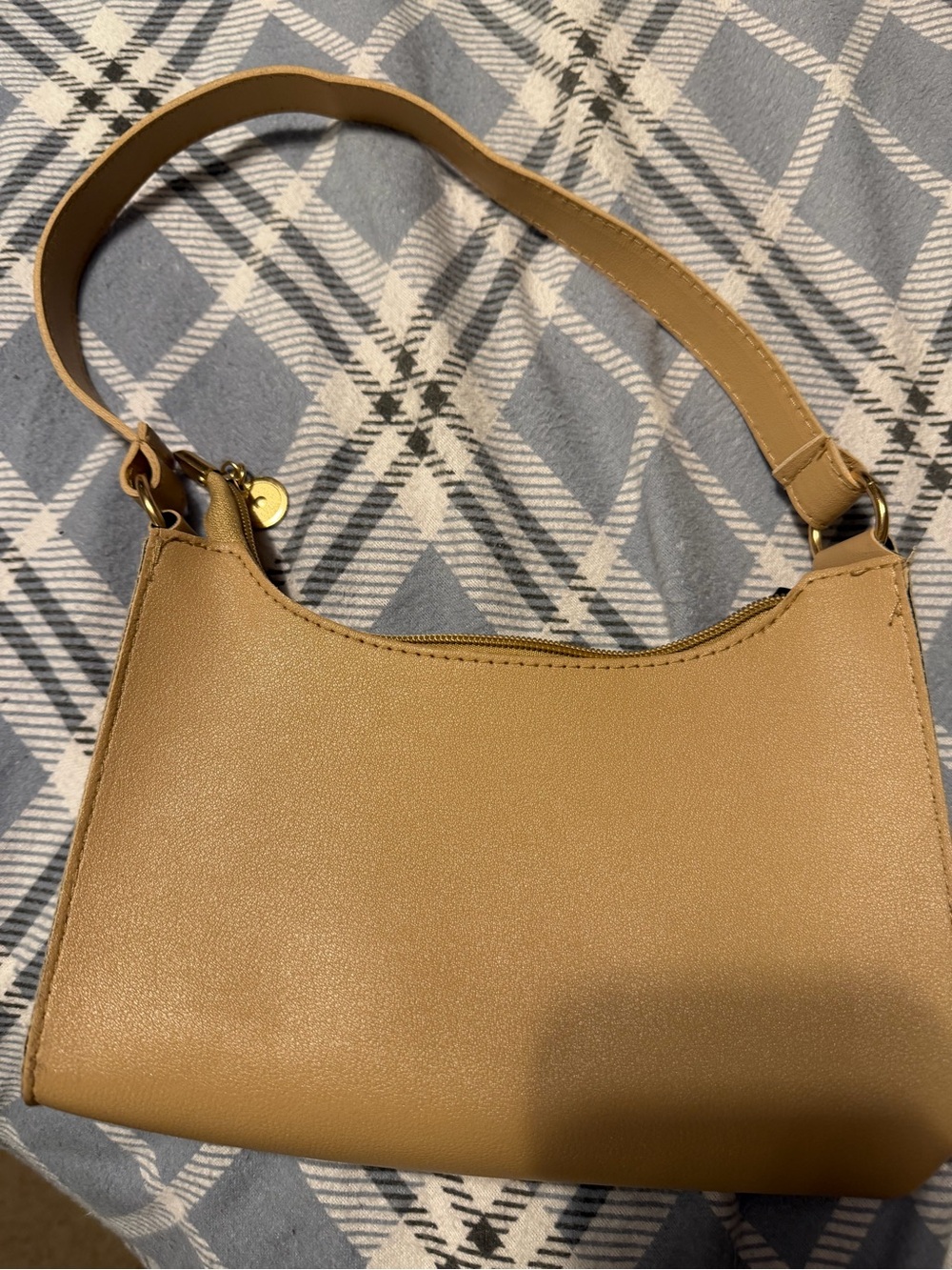 Minimal Tan Mini Shoulder Bag — Casual Chic